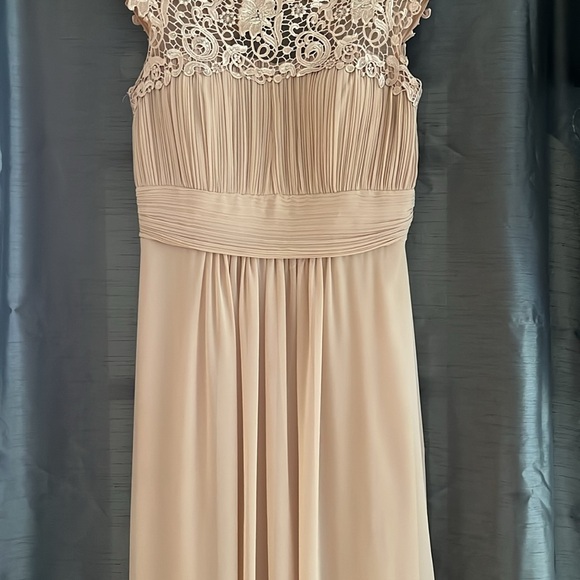 Formal Dress Perfect for Wedding, Shower or NYE!!! - Picture 3 of 11